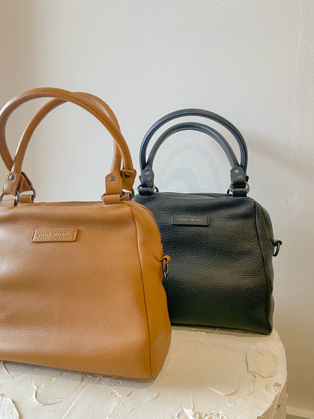 Last Mountains- Black & Tan